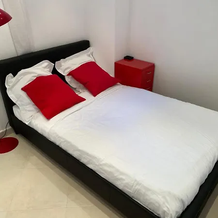 Logement De 3 Chambres à 10 Mins à Pieds Du Centre Du Village Et De La Plage Des Canoubiers * Saint-Tropez
