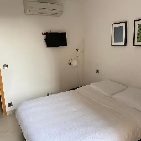Апартаменты Logement De 3 Chambres A 10 Mins A Pieds Du Centre Du Village Et De La Plage Des Canebiers *